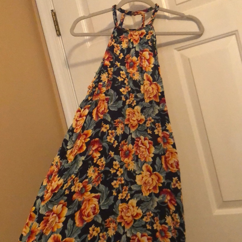 Floral flowery dress with low back